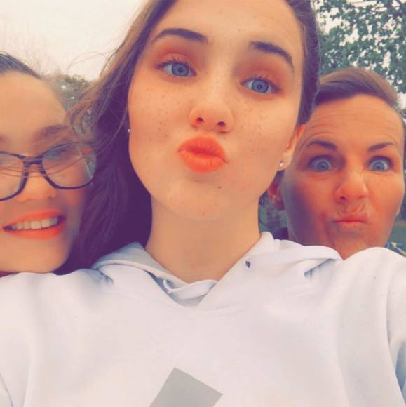 Meet your Posher, Alysa - Picture 1 of 1